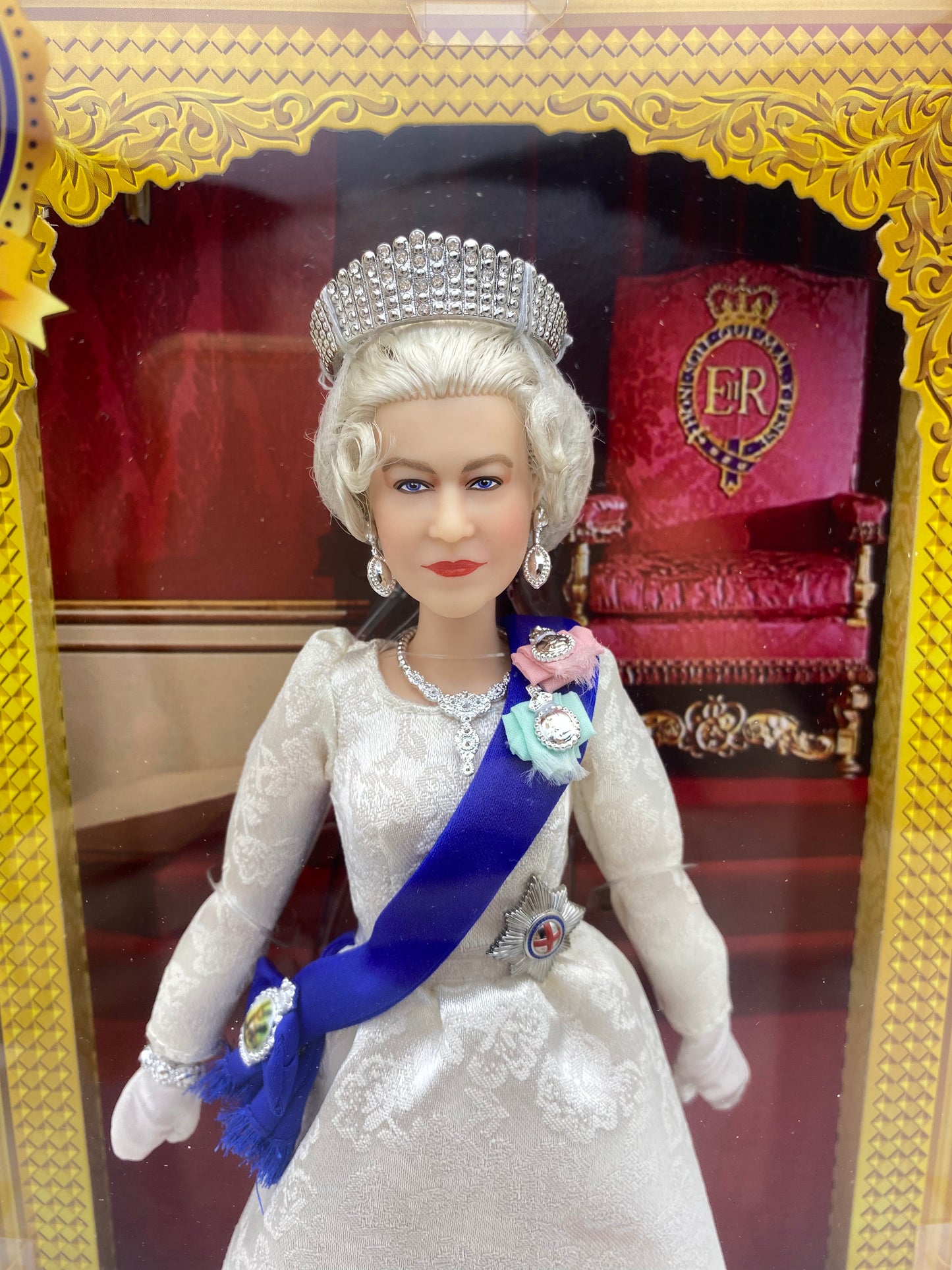 Mattel Barbie Queen Elizabeth II Doll 2 Platinum Jubilee Collector Signature