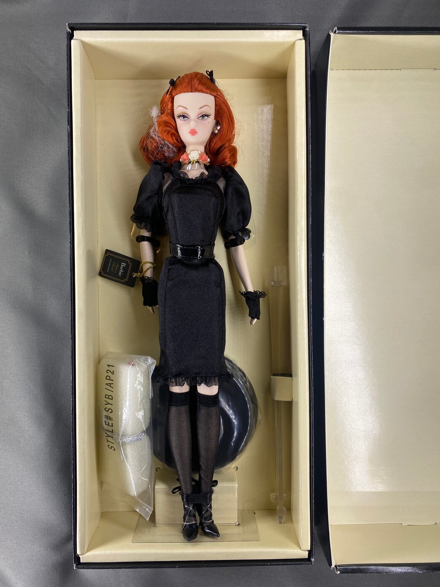 Silkstone Fiorella Barbie Model doll Redhead Paris Fashion Doll Festival Fashion Model Mattel