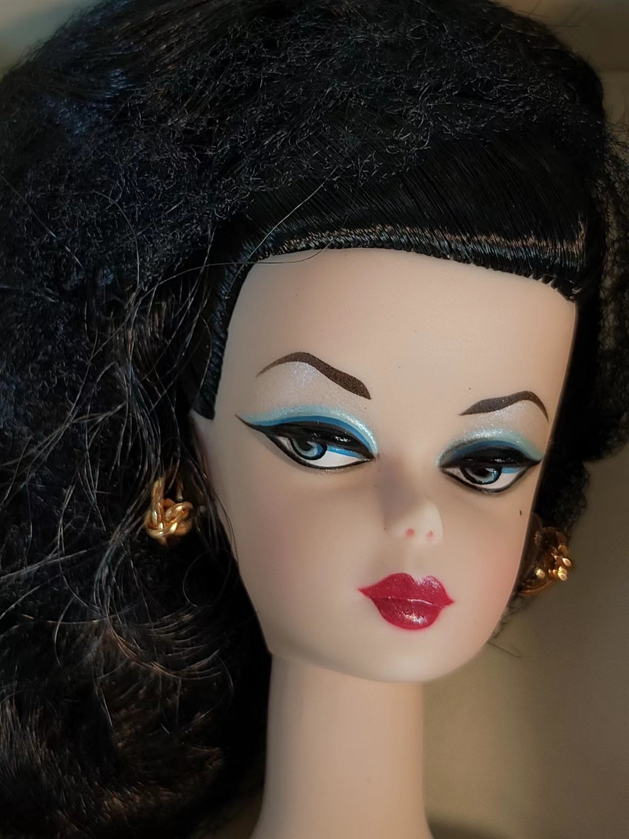 Silkstone Barbie Doll Platinum Raven hair Debut Fashion Model by Mattel