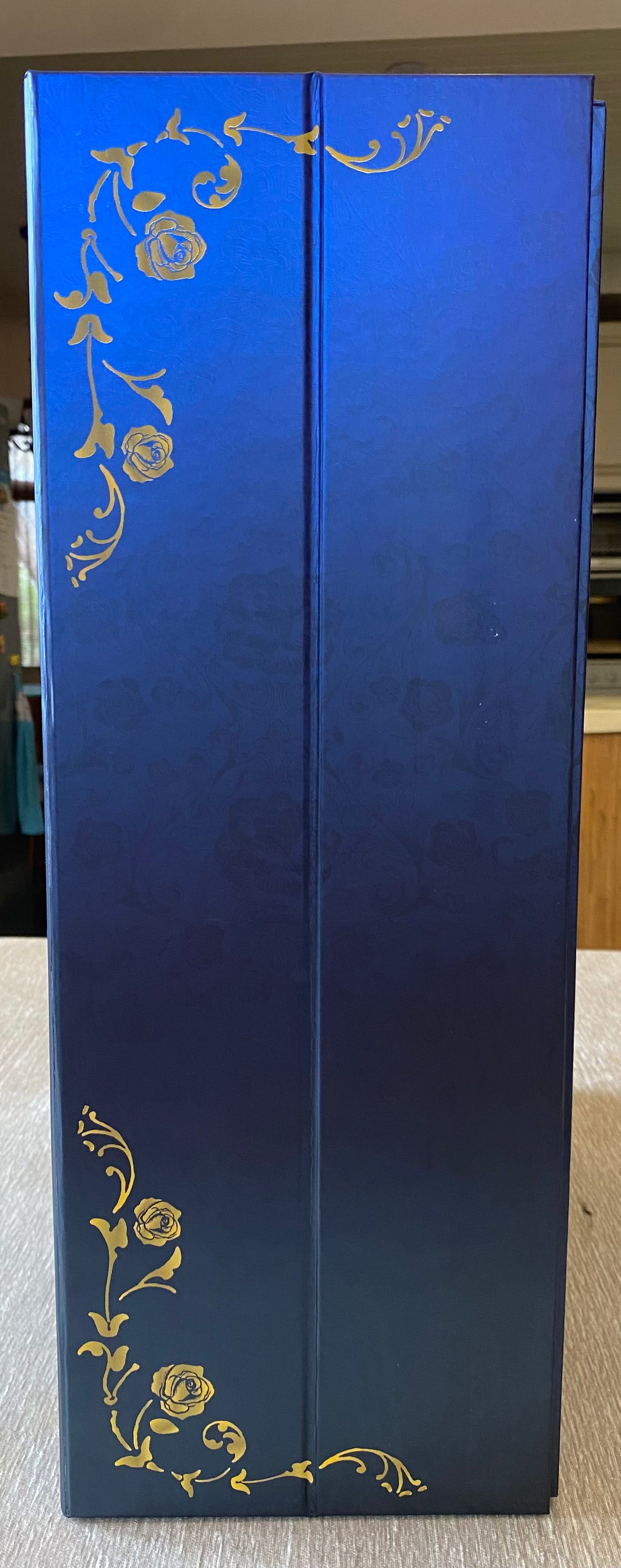 Disney Belle Beauty And The Beast Platinum 30th Anniversary Doll Giftset