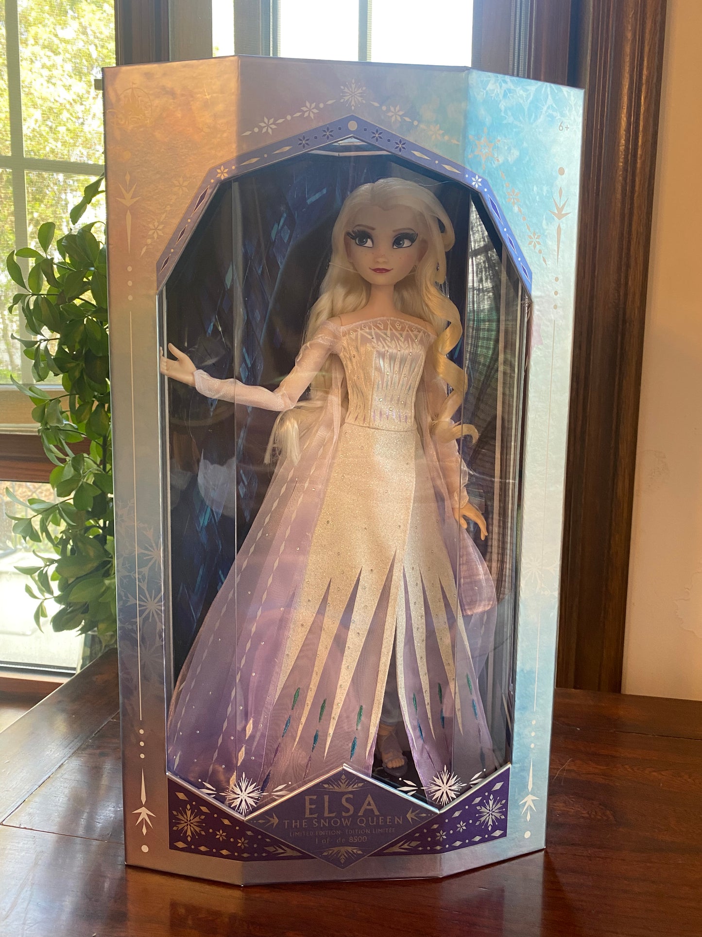 Disney Elsa Snow Queen Frozen 2 Doll Limited Edition 17" Doll Store exclusive