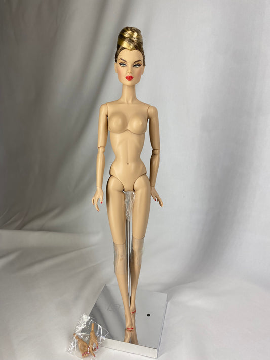 Divine Evening Victoire Roux DOLL Integrity Toys Fashion Royalty EAST 59th Nude Fashion Doll